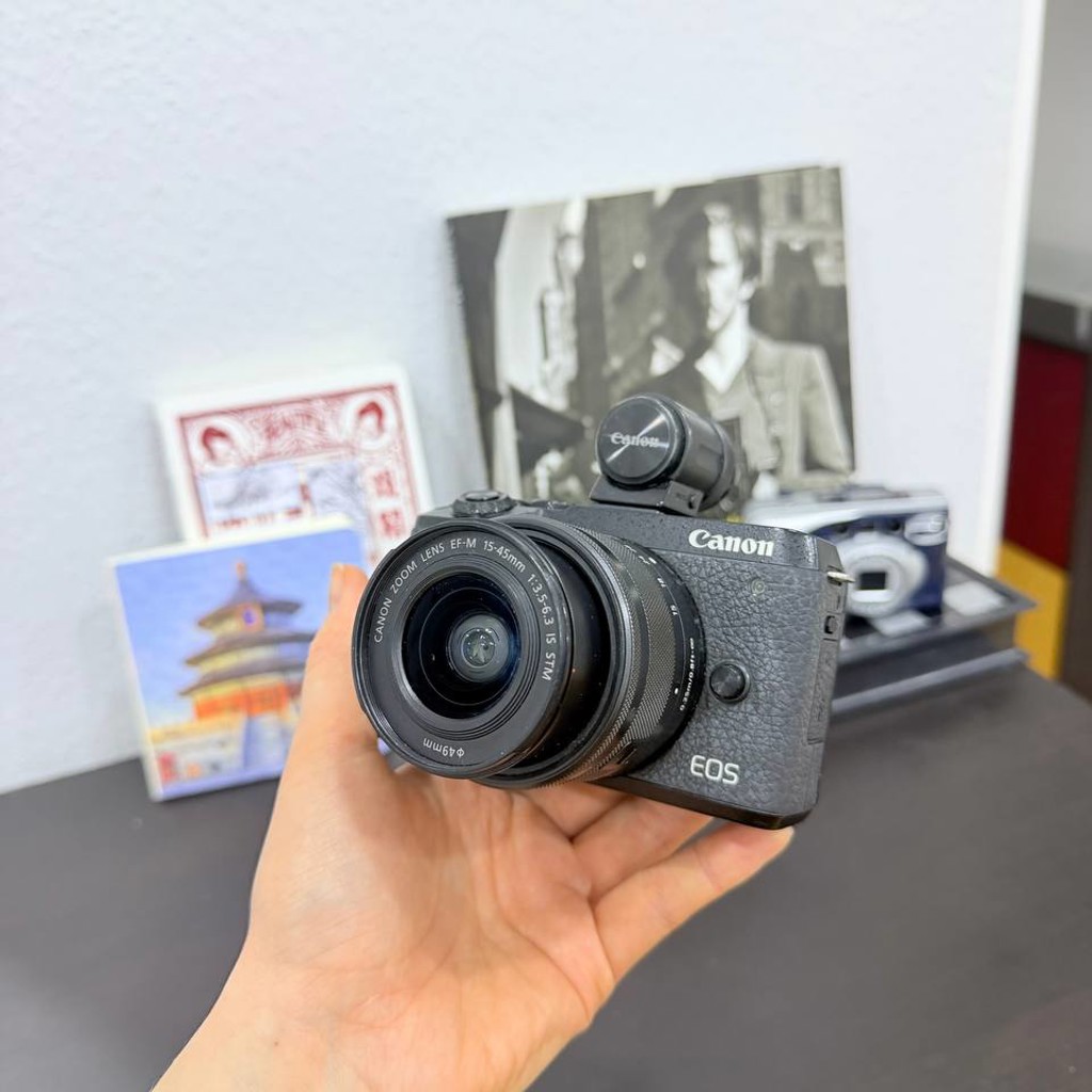 Canon m6 mark II