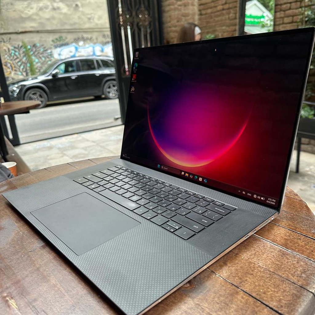 Dell XPS 9730