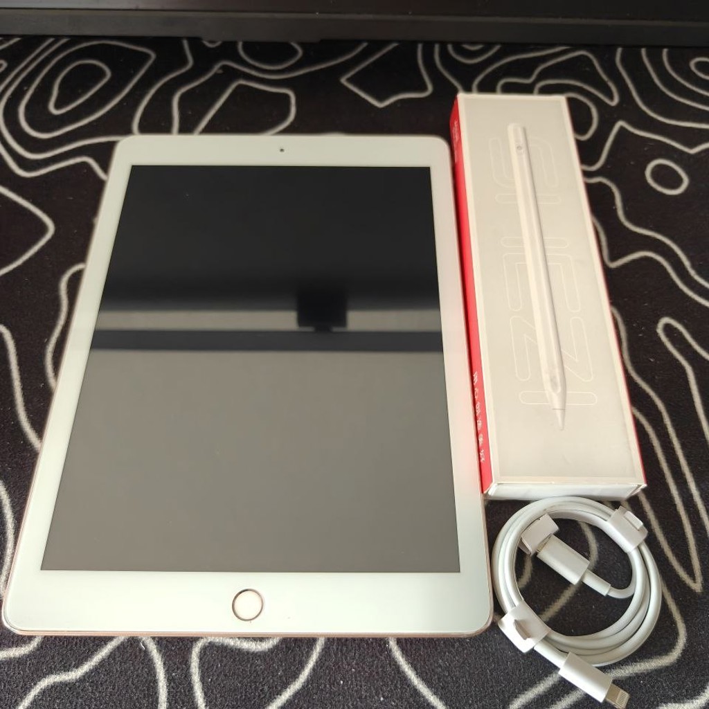 Планшет Apple iPad 6