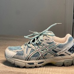 Китайские кроссовки Asics - фото 3
