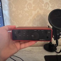 Аудиокарта Focusrite Scarlett Solo 4th Gen - фото 1