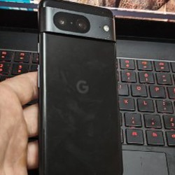 Google Pixel 8 - фото 2