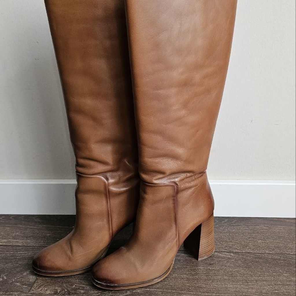 Осенние сапоги Massimo Dutti