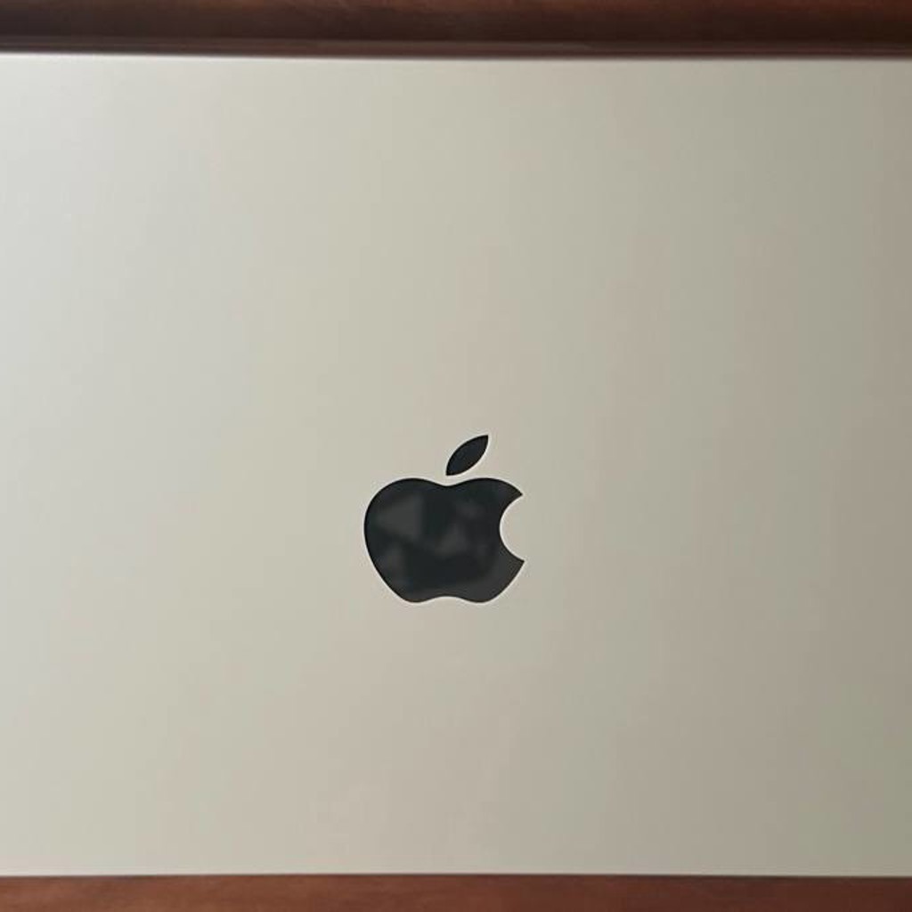 MacBook Pro 14” M3 Pro Silver