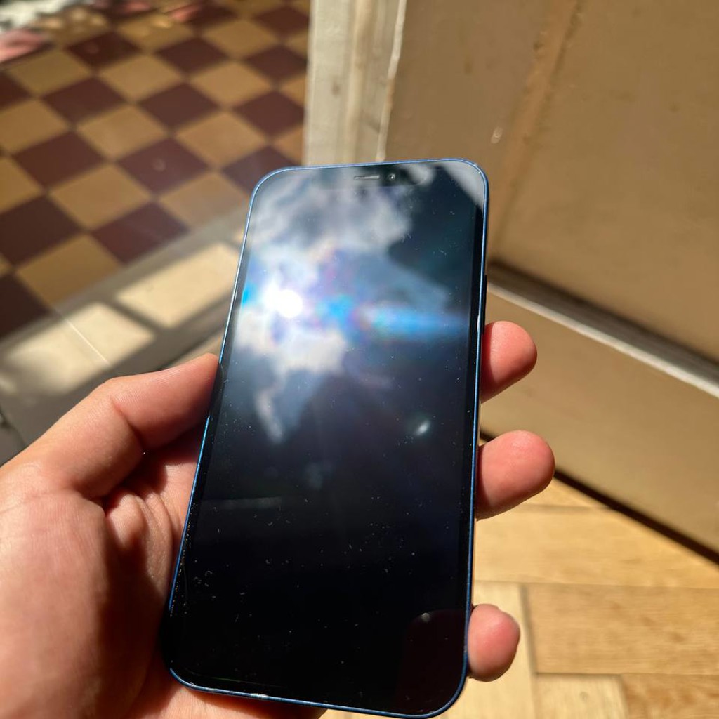 IPhone 12