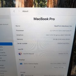 MacBook Pro - фото 2