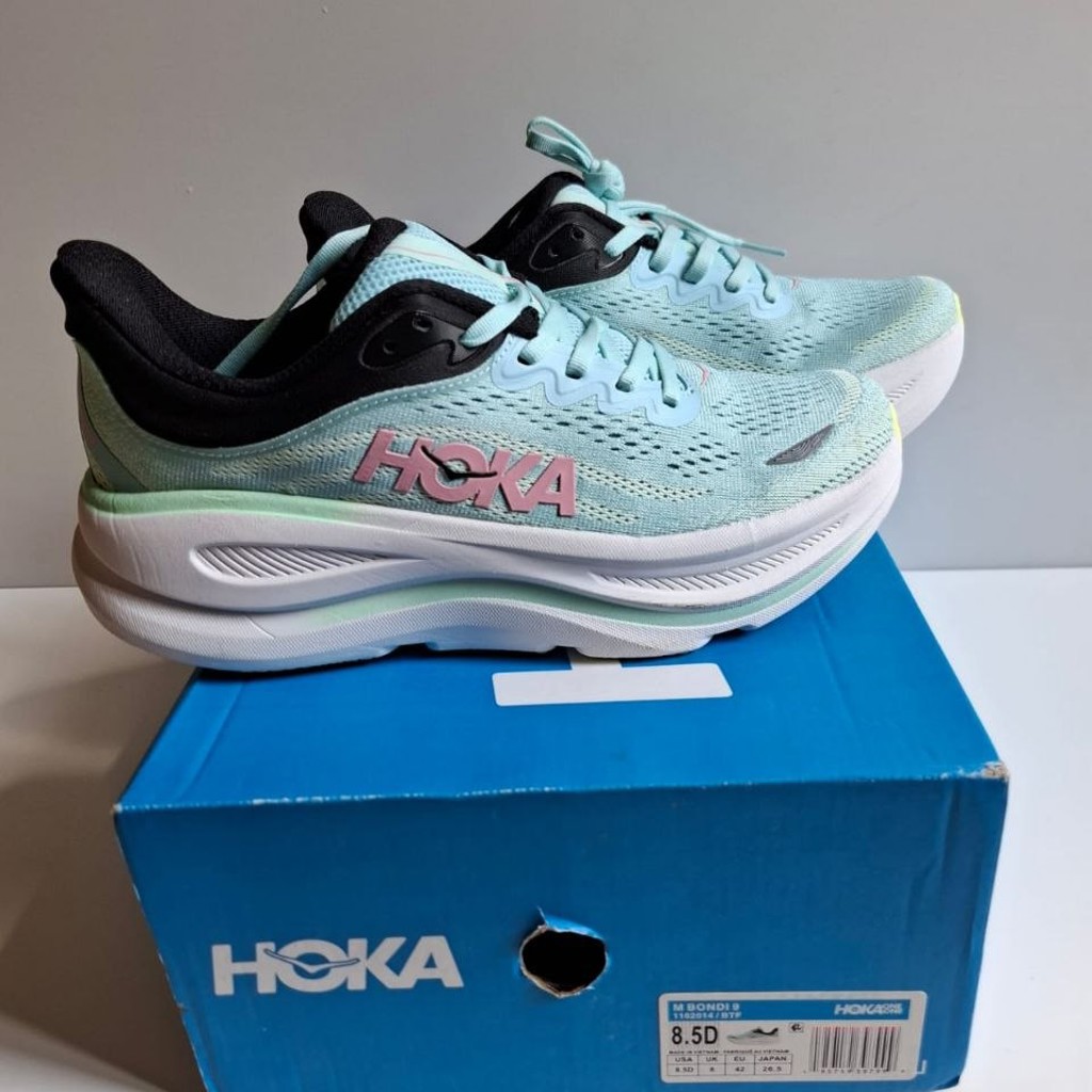 Спортивная обувь HOKA