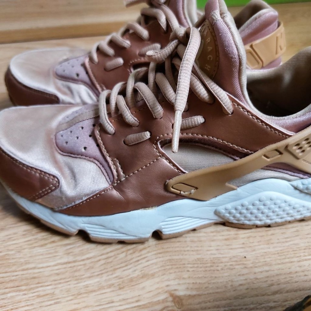 Кроссовки Nike