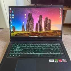 Ноутбук CyberPowerPC Tracer V Gaming R17G - фото 1