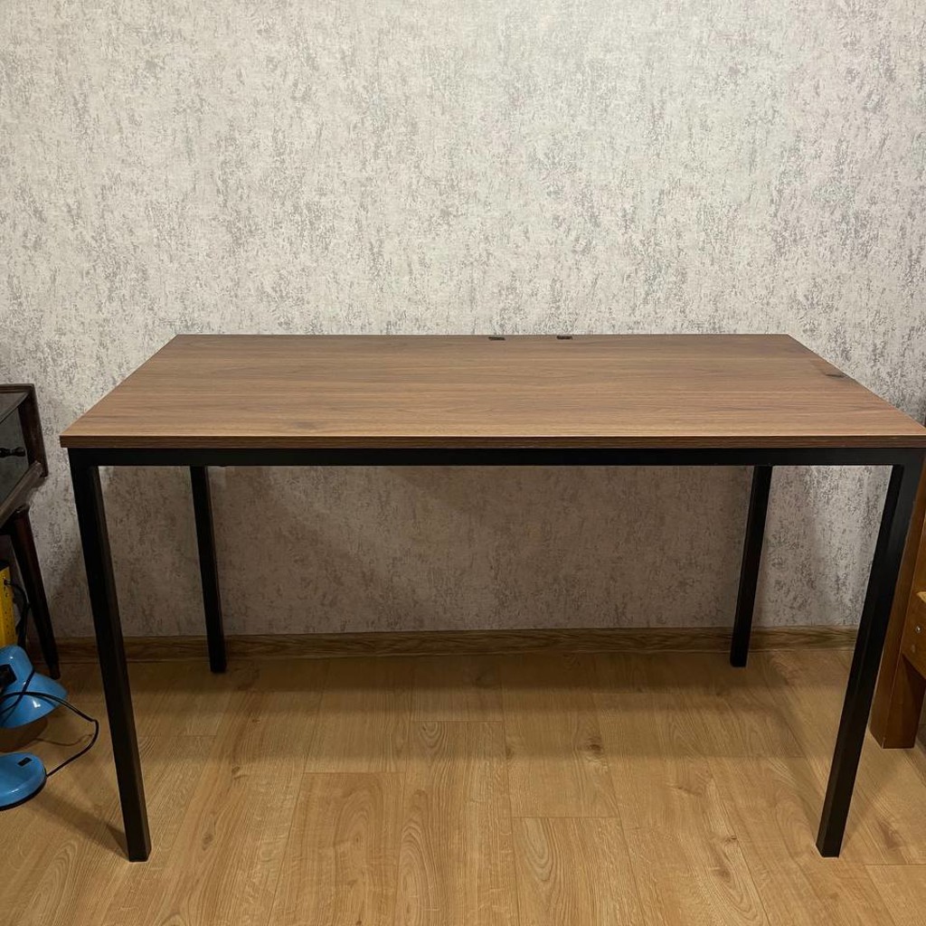 Стол