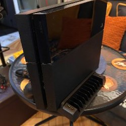 Ps4 + охлаждающая подставка - фото 2