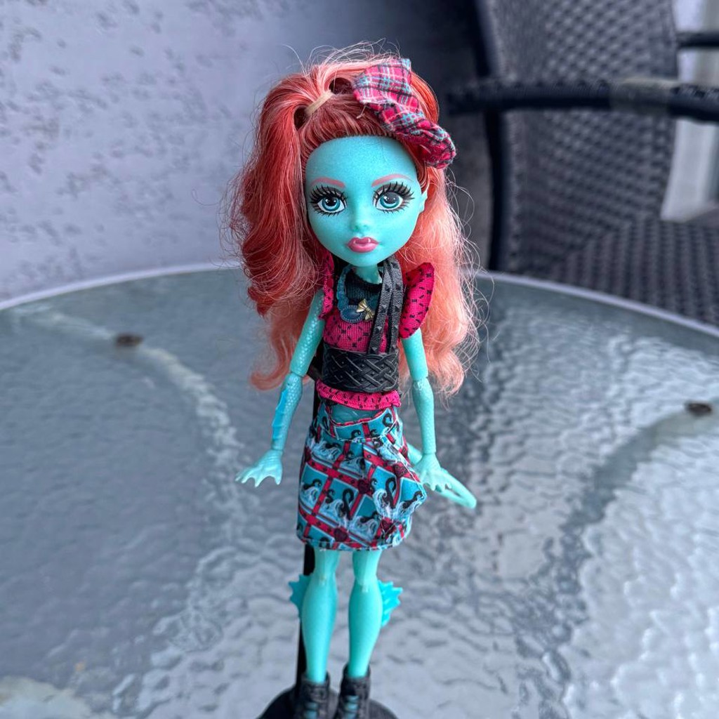 Кукла Monster High Lorna McNessie