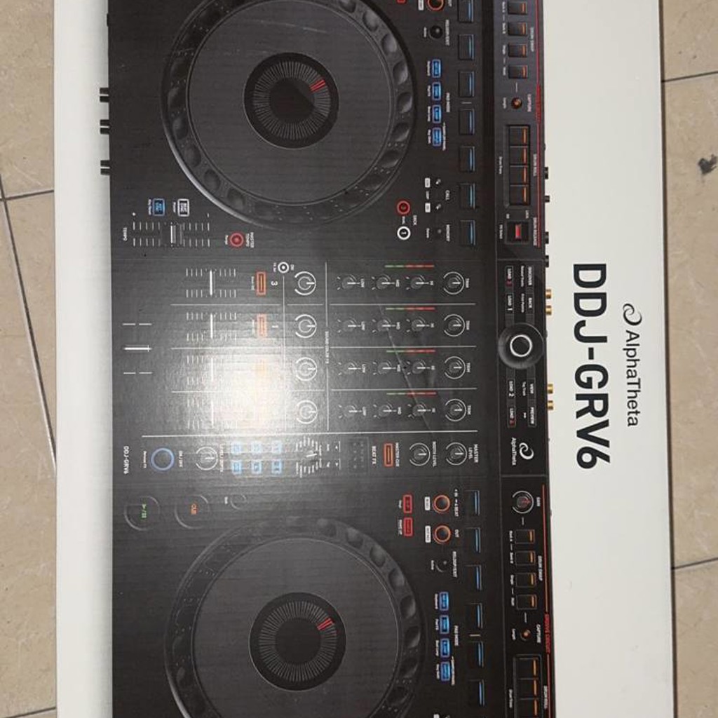 Контроллер AlphaTheta DDJ-GRV6