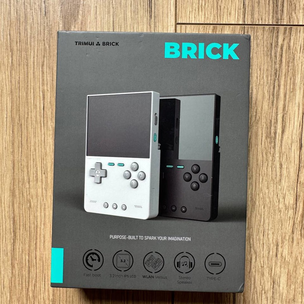 Консоль TrimUi Brick