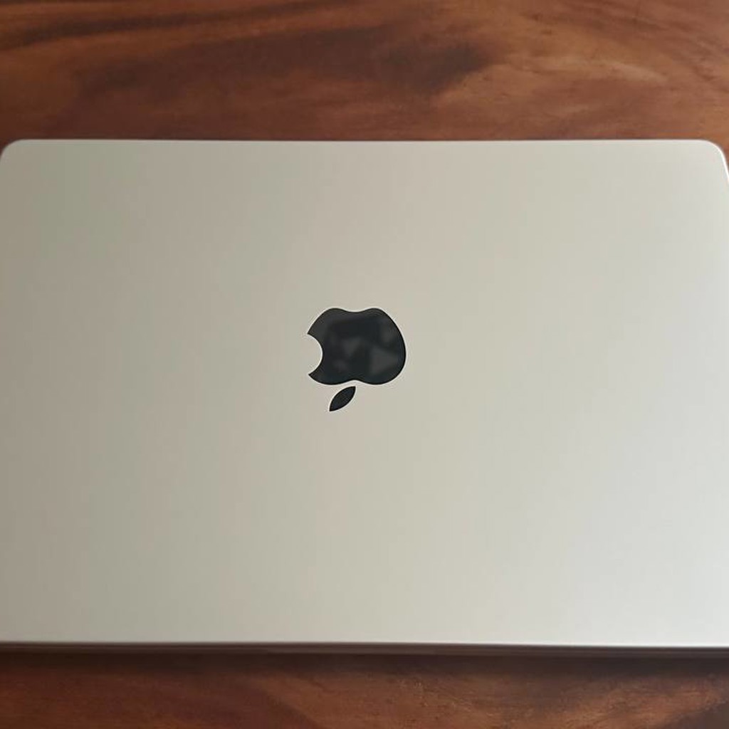 MacBook Pro 14” M3 Pro Silver
