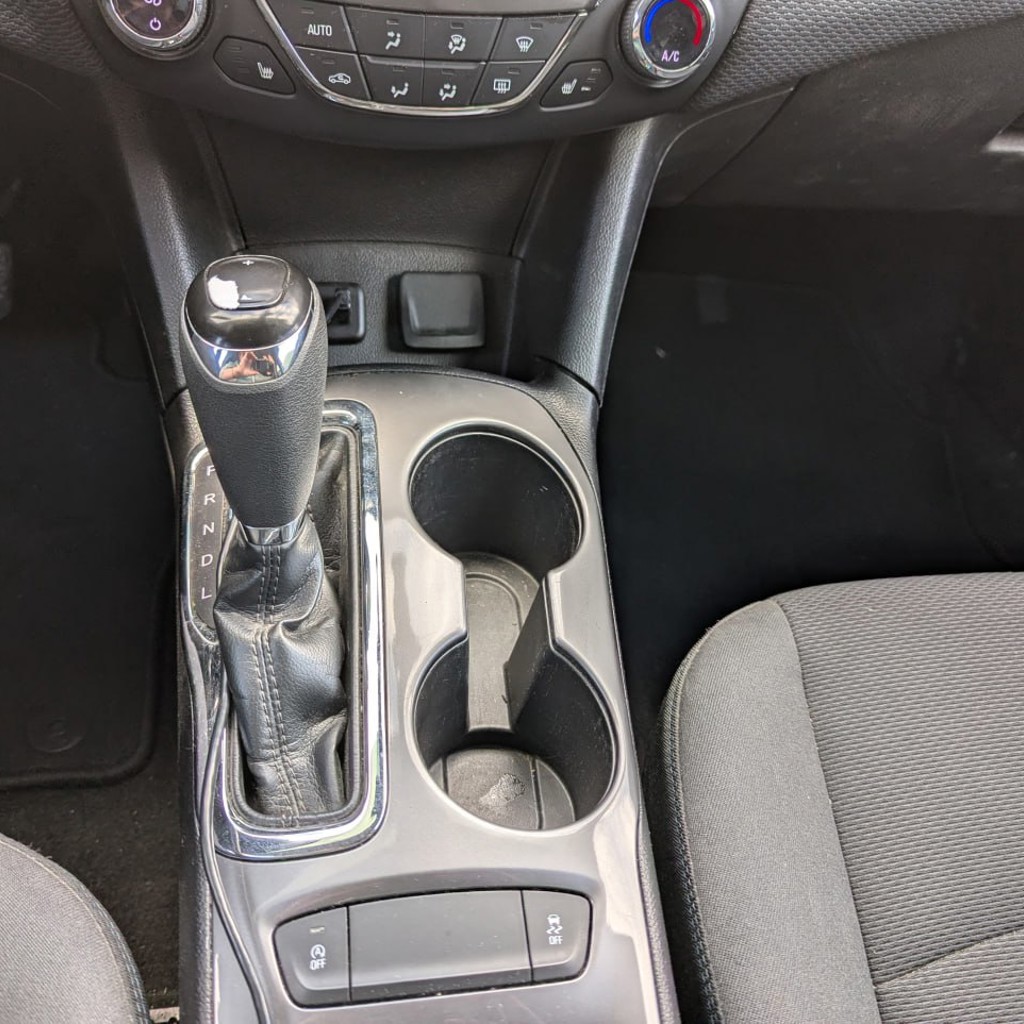 Автомобиль