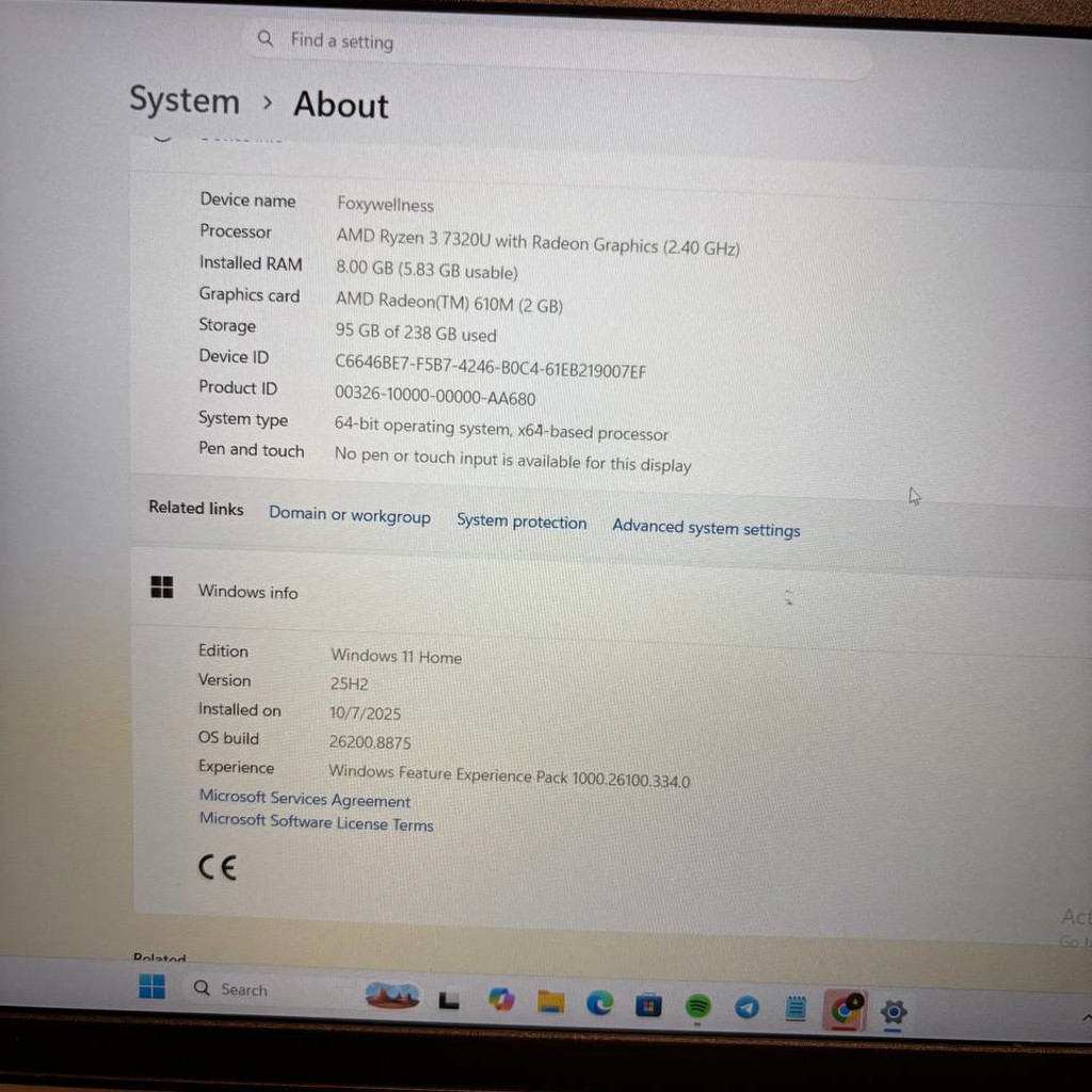 Lenovo IdeaPad Slim 3 15AMN8