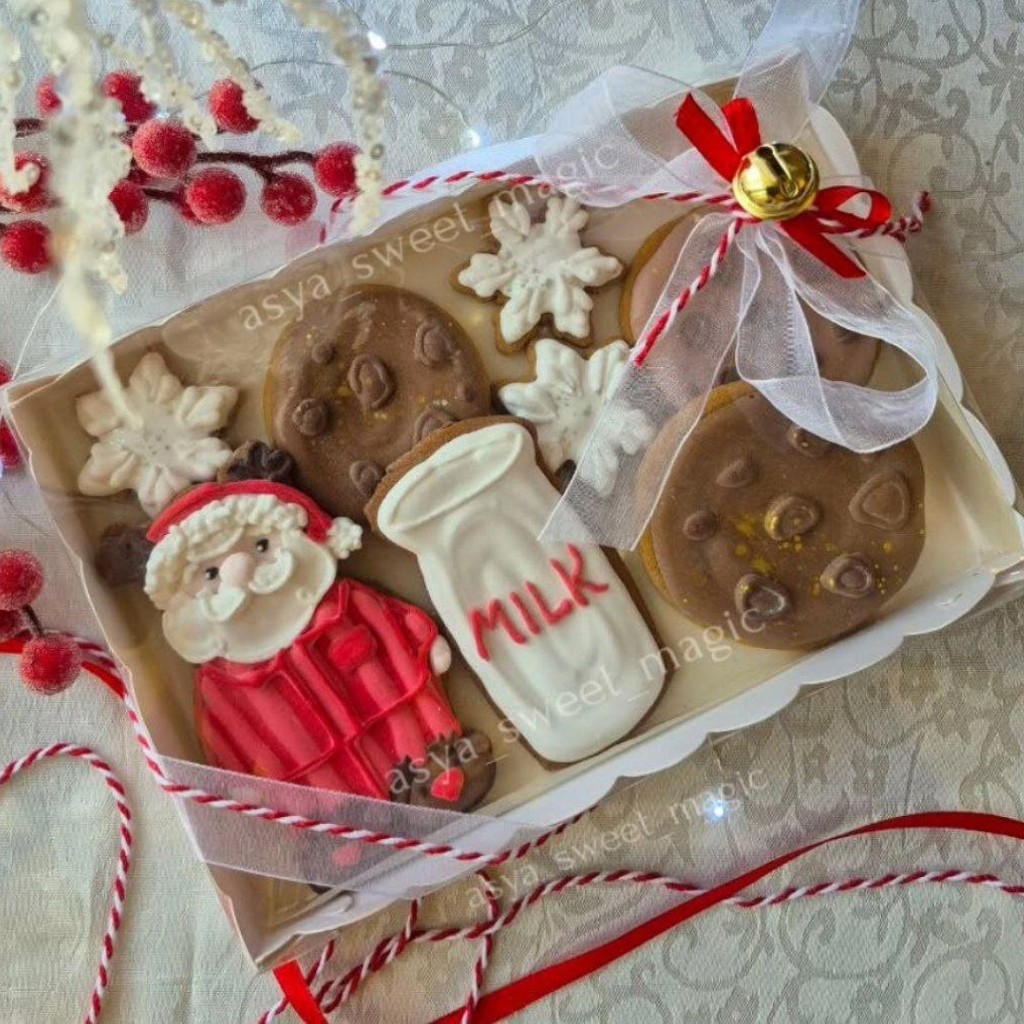 Коробки с прозрачной крышкой