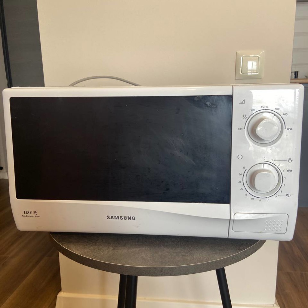 Микроволновка Samsung