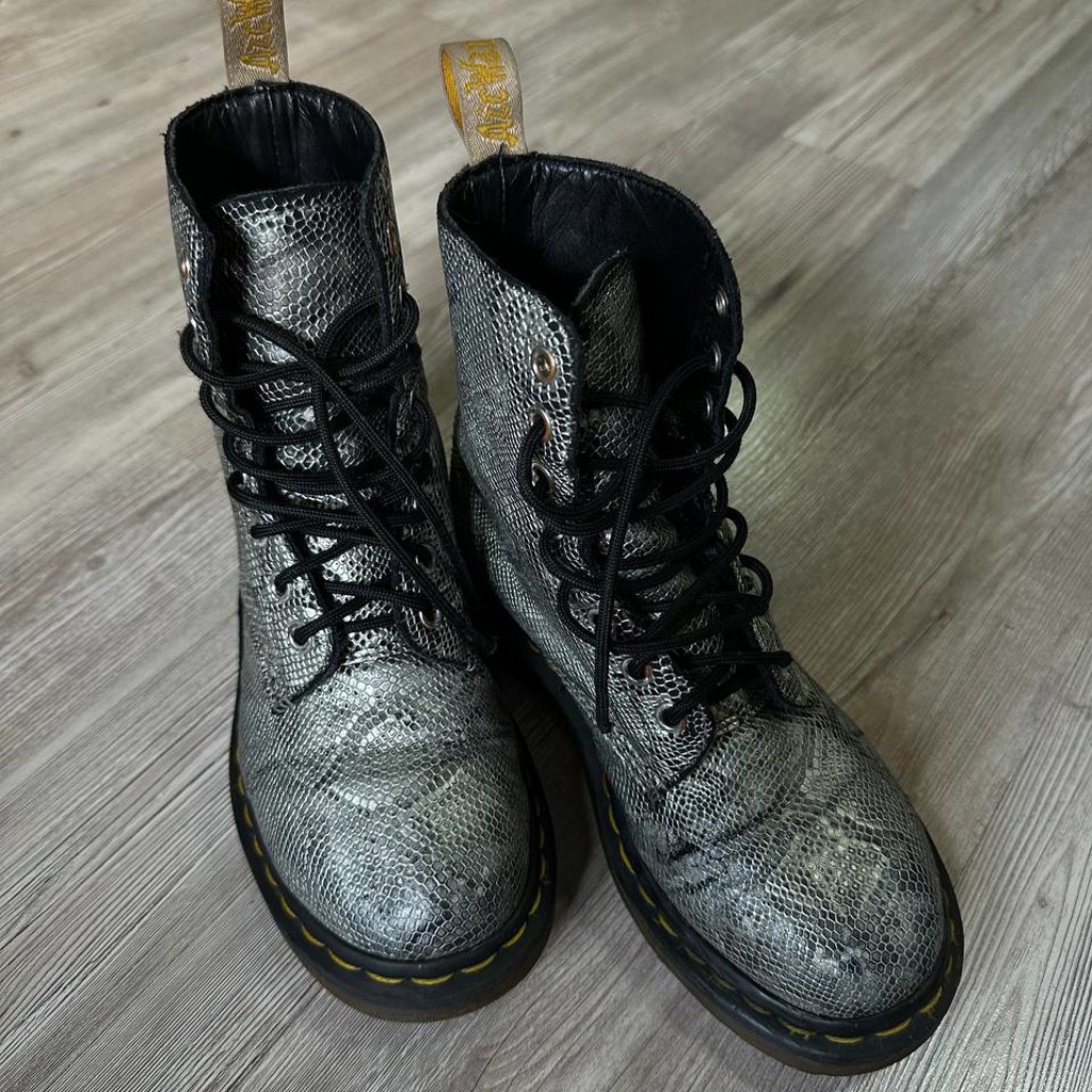 Dr. Martens Pascal MET Vegan