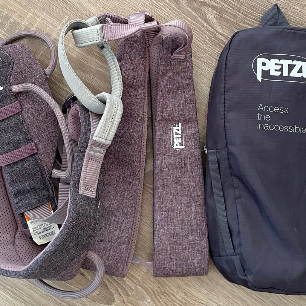 Страховочная система Petzl Selena M