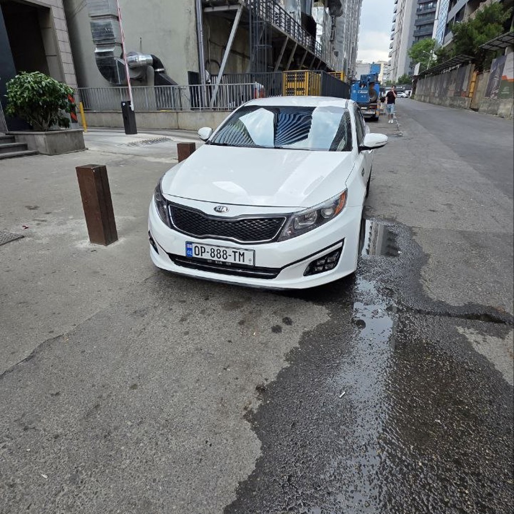 Kia Optima Hybrid 2016
