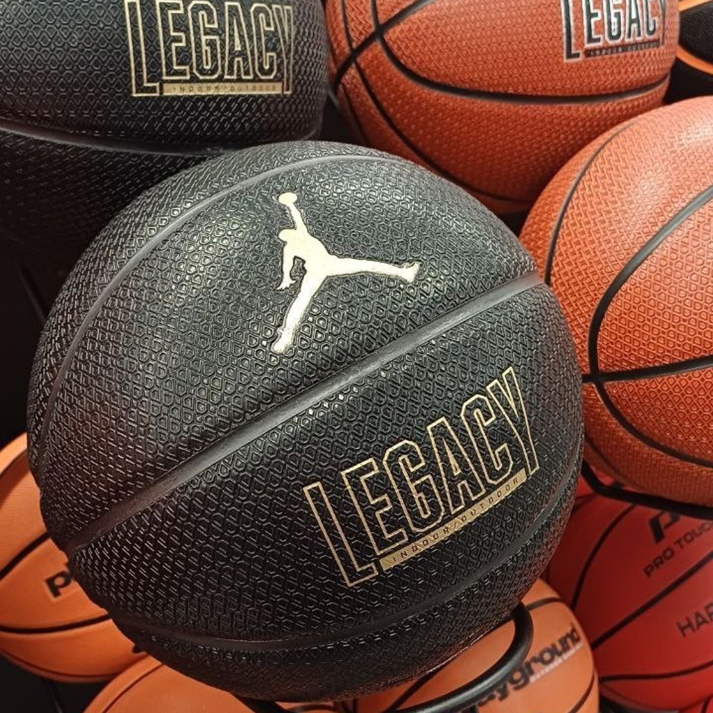 Баскетбольный мяч Jordan Legacy