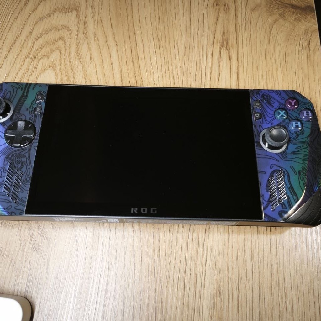 Игровая консоль Asus ROG Ally X