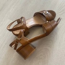 Женские босоножки - фото 2