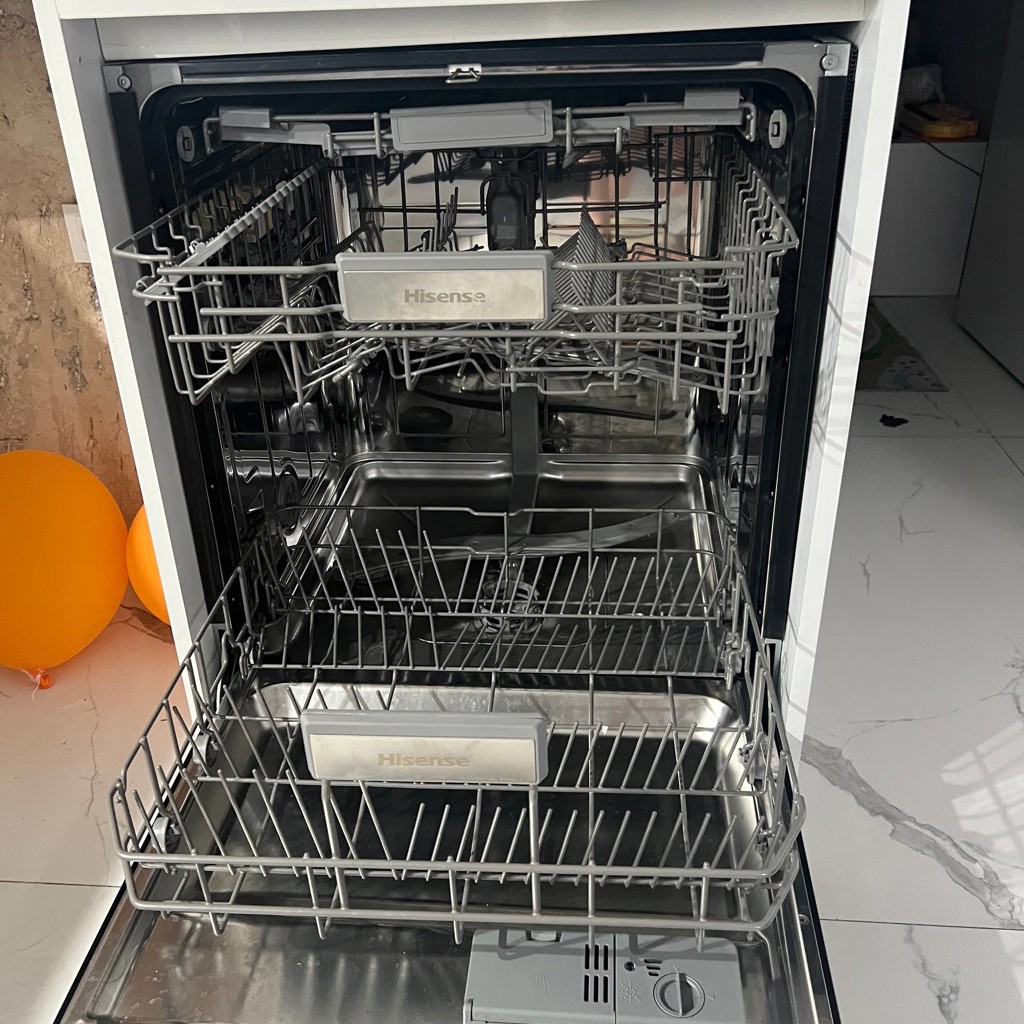 Встраиваемая посудомоечная машина HISENSE HV60340UK