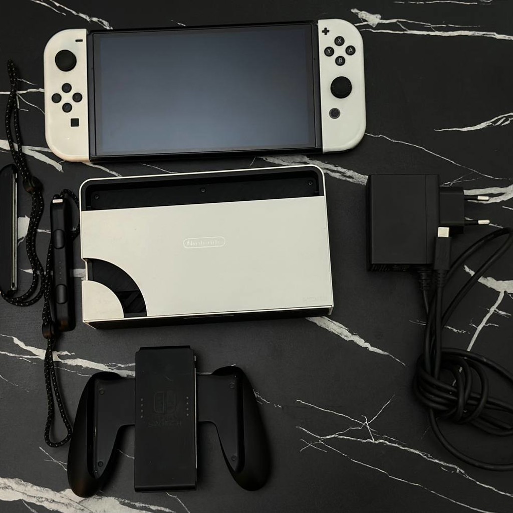 Nintendo Switch Oled 2021 White