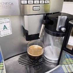 Кофемашина Delonghi ESAM 4200.S - фото 2