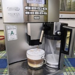 Кофемашина Delonghi ESAM 4200.S - фото 3