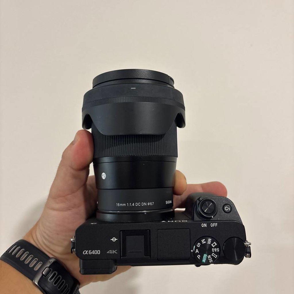 Sony a6400 + Sigma 16mm 1.4
