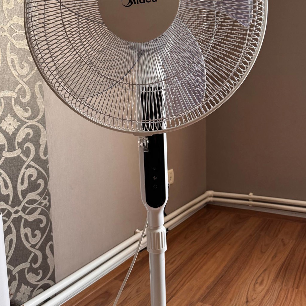 Напольный вентилятор Midea MVFS4007