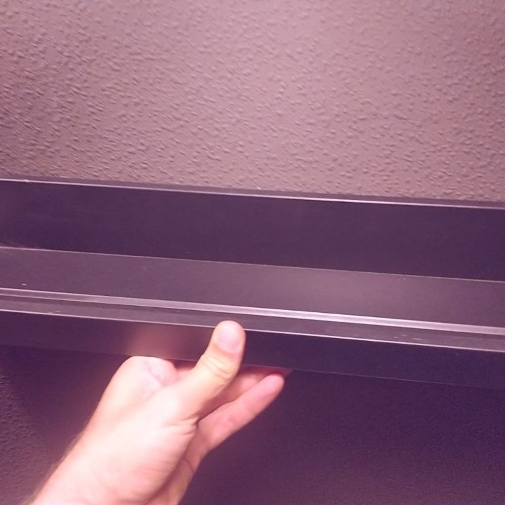 Полка для картин IKEA MOSSLANDA