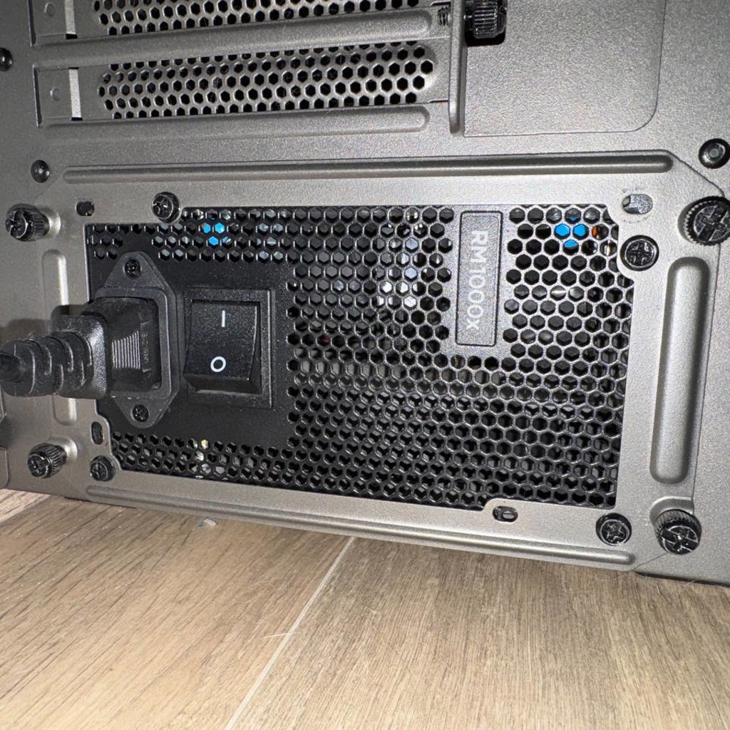 Блок питания Corsair RM1000x