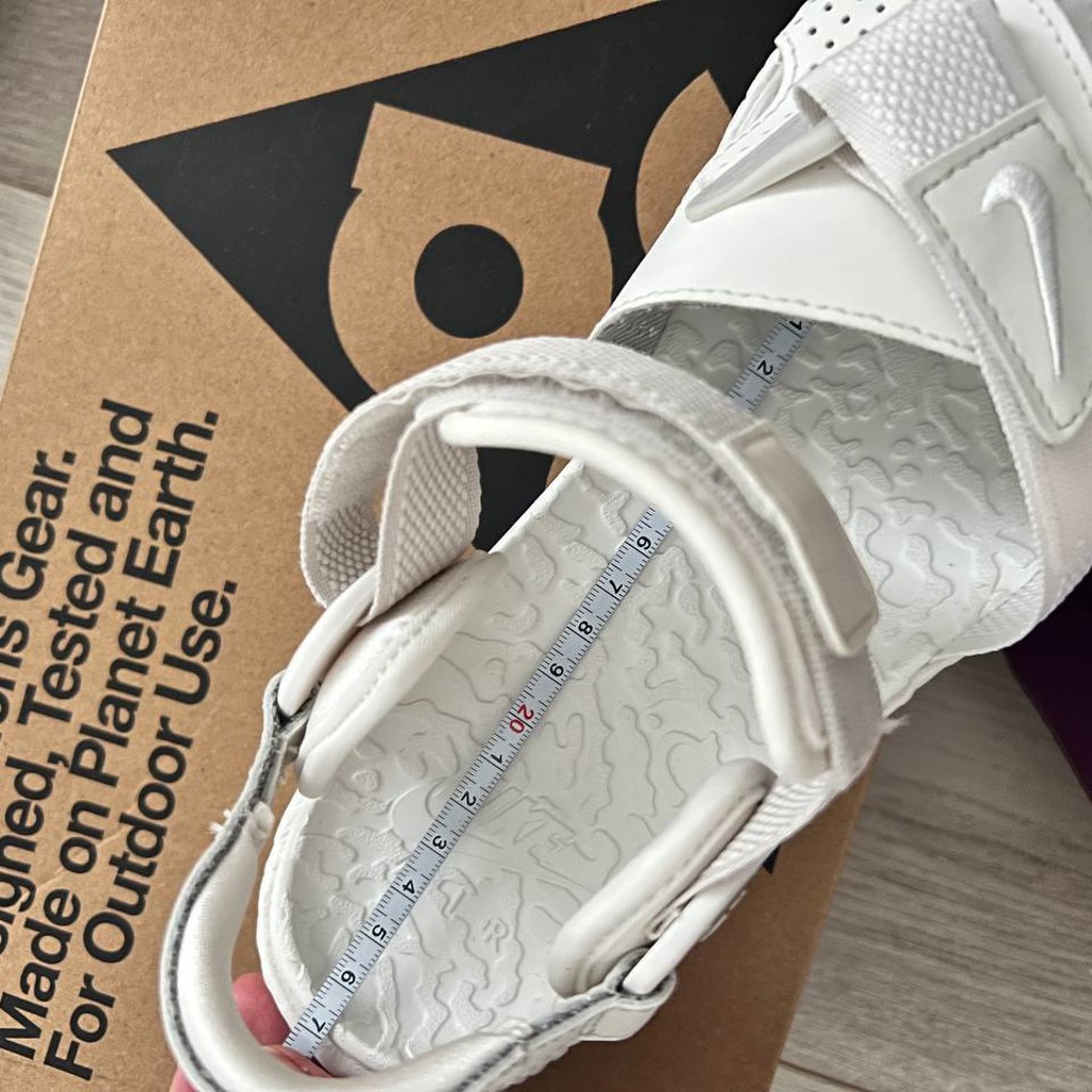 Кроссовки Nike