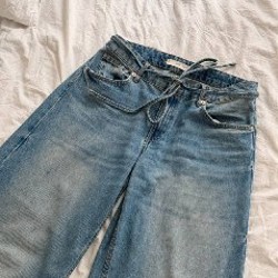 Джинсы Mango с ремешком - фото 5