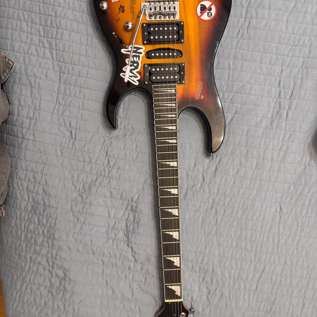 Электрогитара IRIN R-170
