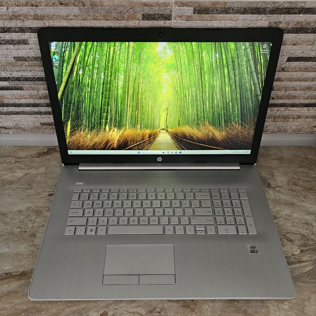 Ноутбук HP 250 G7