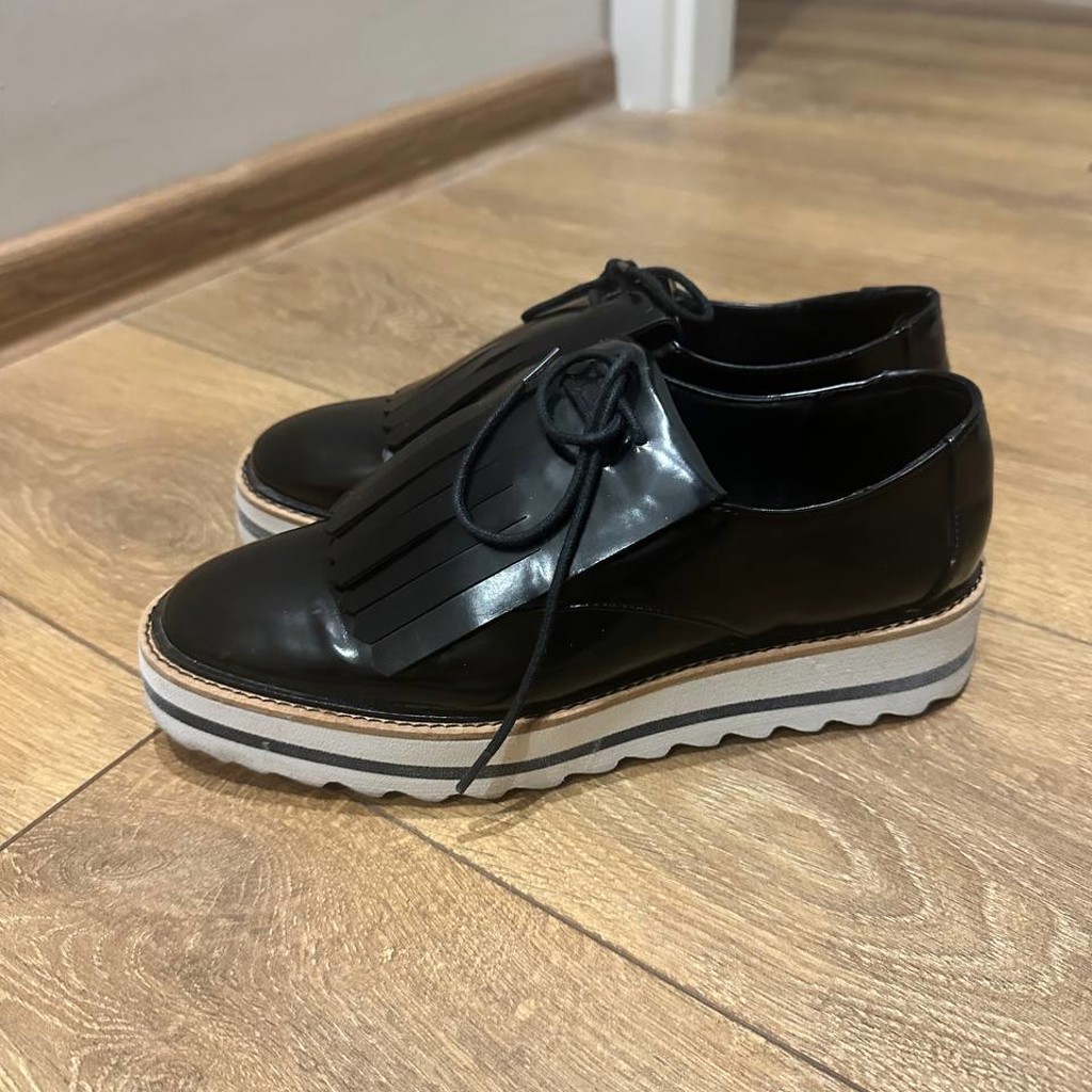 Женские туфли Zara