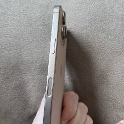 IPhone 16 Pro - фото 3