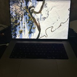 MacBook Pro 16 (2023) - фото 2