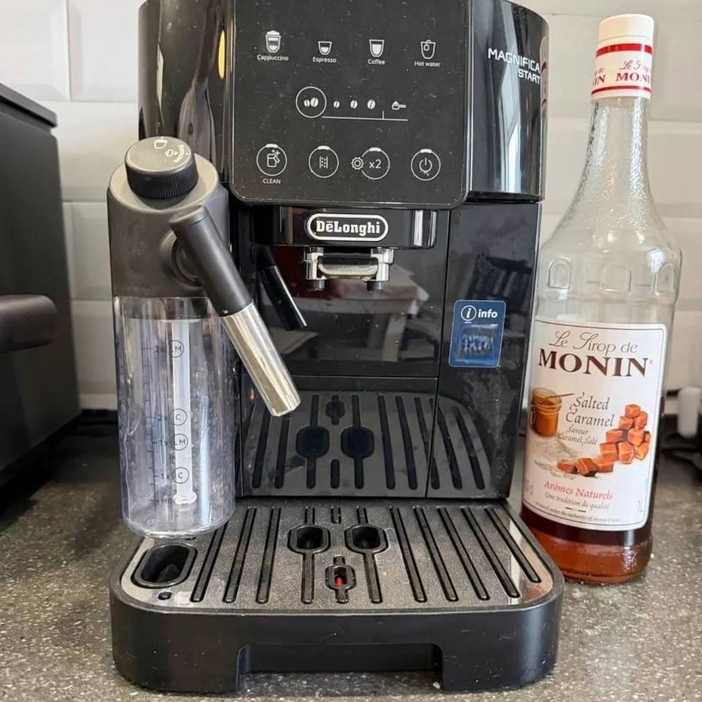 Кофемашина DeLonghi Magnifica Start
