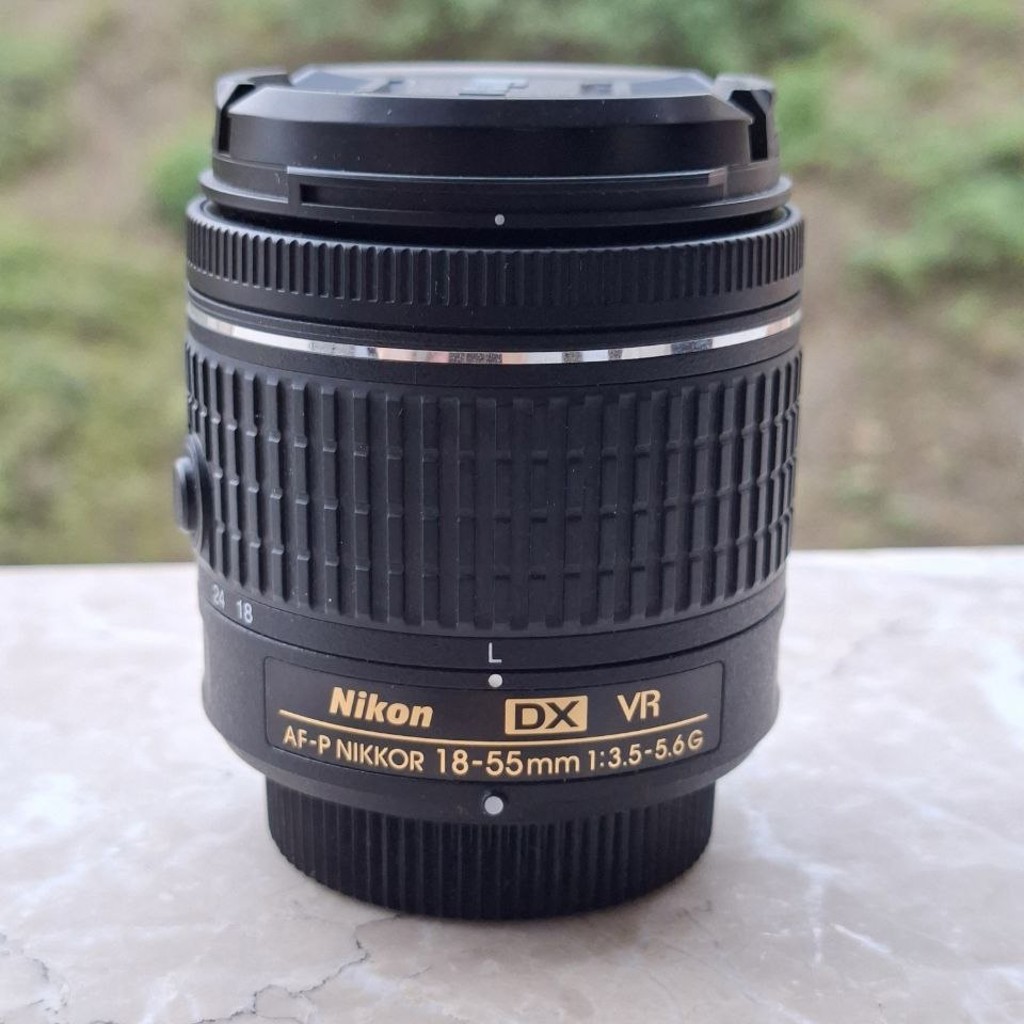 Объектив NIKON AF-S DX NIKKOR 18-55mm