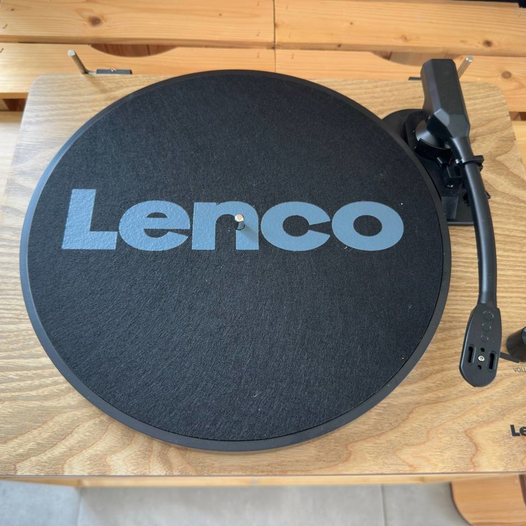 Виниловый проигрыватель Lenco LS-50