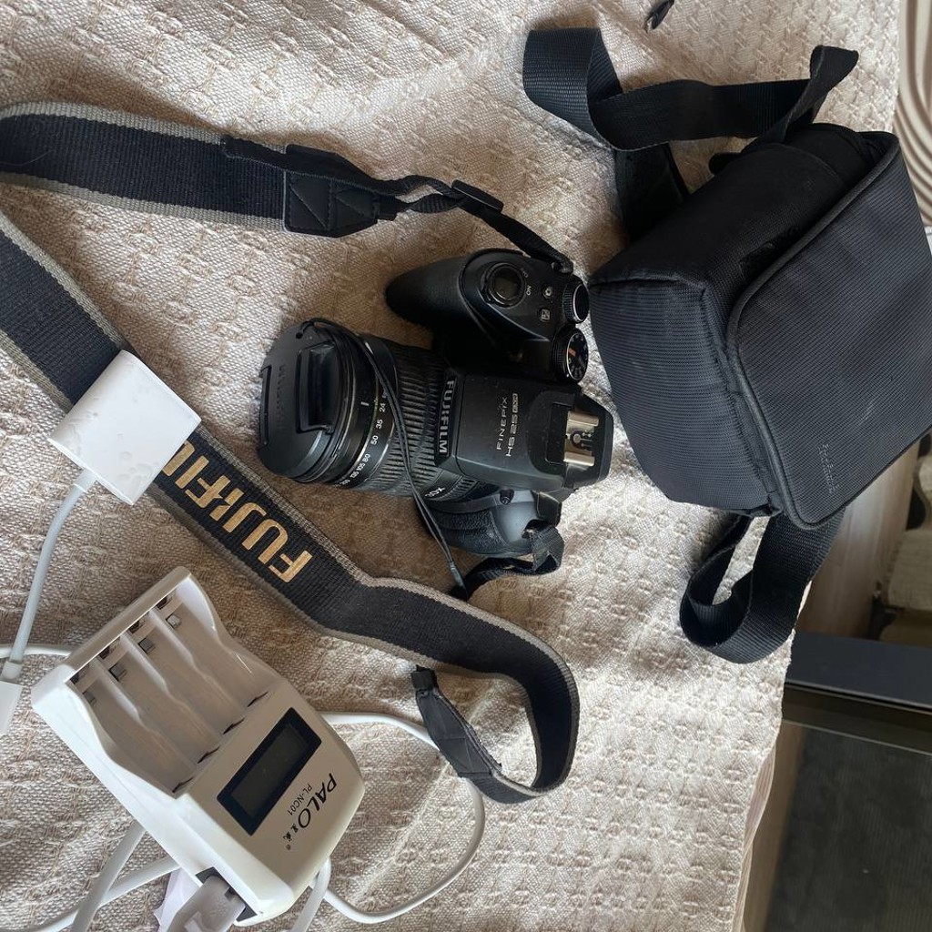 Fujifilm FinePix HS25EXR