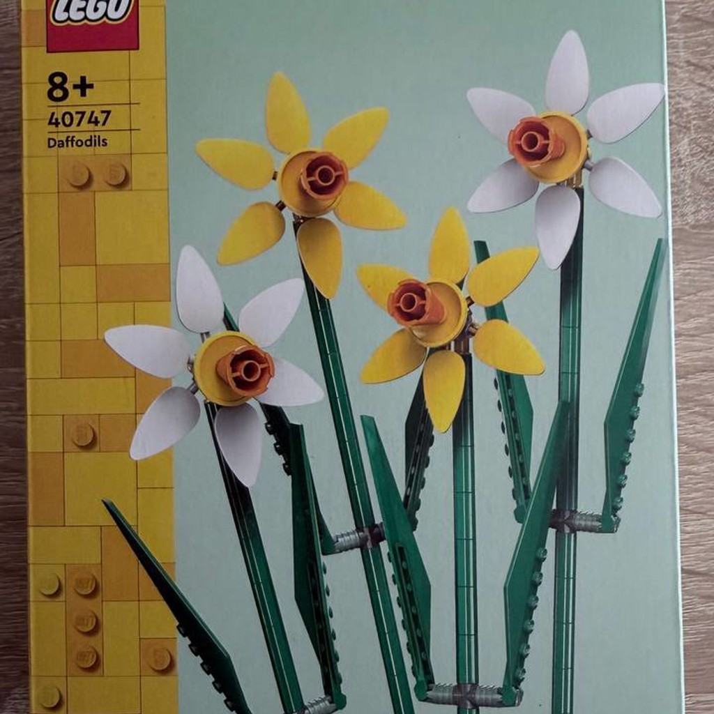 Lego-Botanical Daffodils