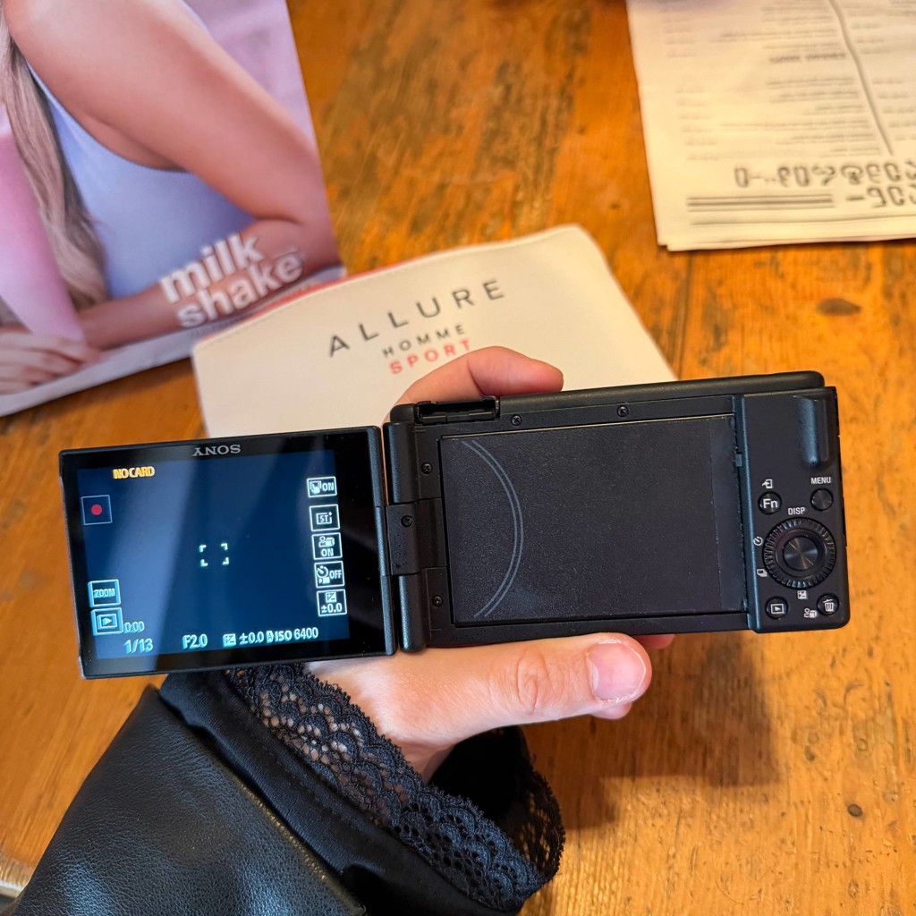 Sony ZV-1F